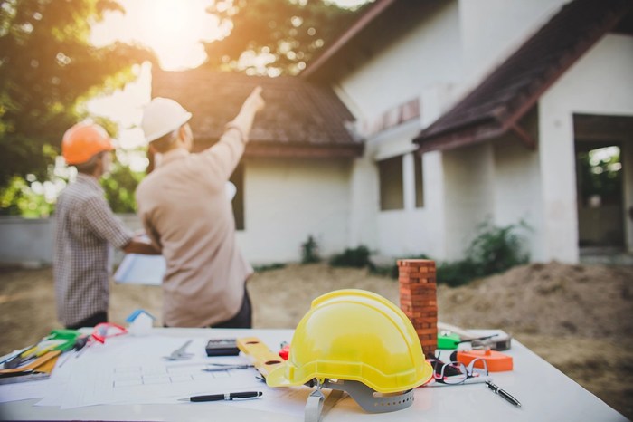 8 Tips When Hiring a Home Exterior Remodeling Contractor 8 Tips When Hiring a Home Exterior Remodeling Contractor